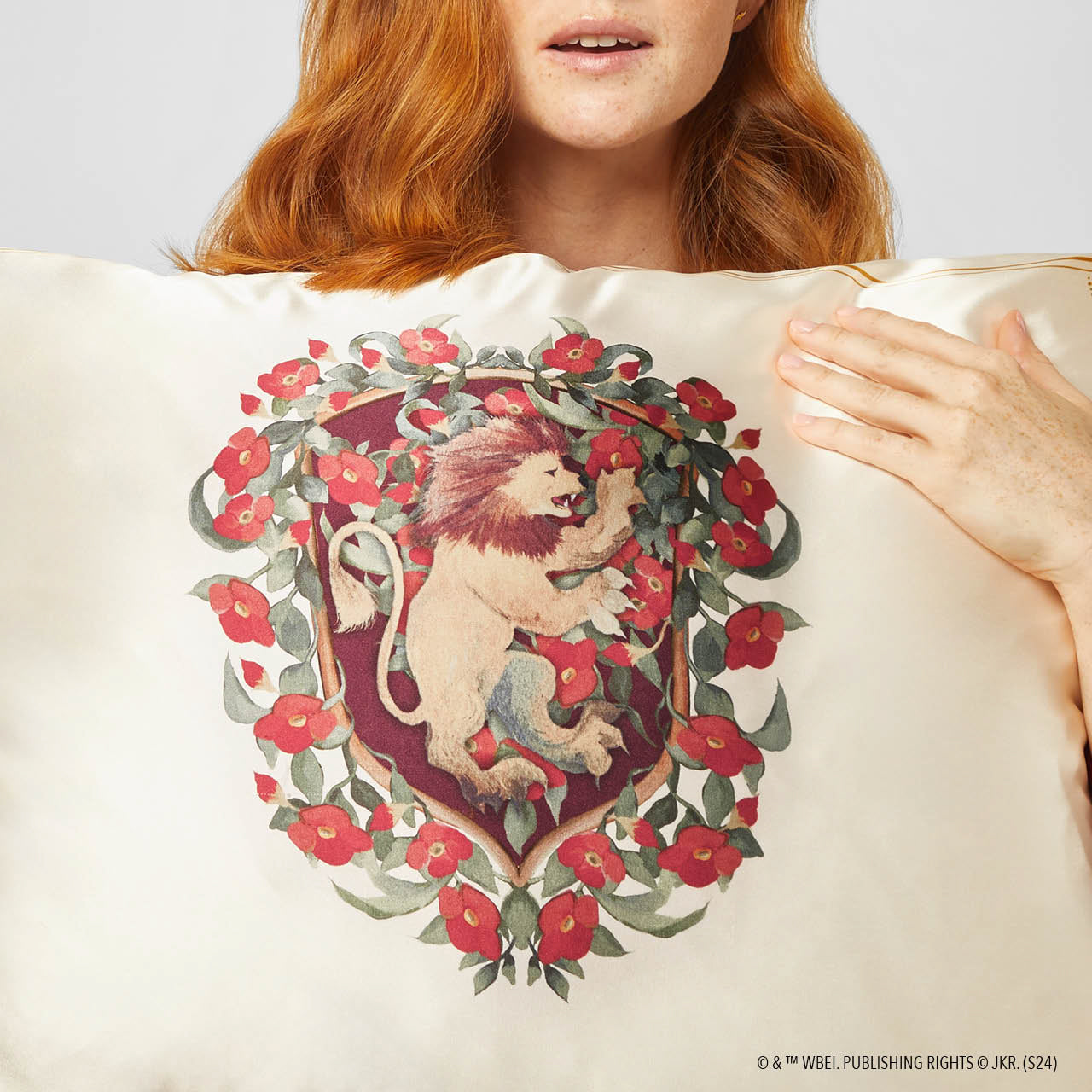 Kitsch x Harry Potter Gryffindor Standard Satin Pillowcase — lifestyle