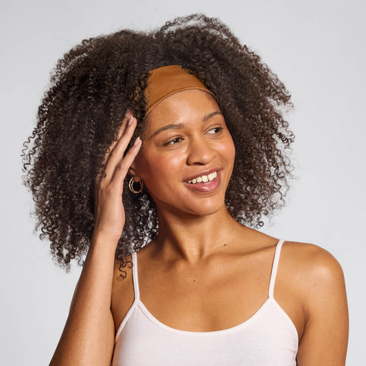 KITSCH Sedona Active Headbands 3pc Set — model wearing sedona active headband — keeps hair and flyaways out of face with a clean, polished finish