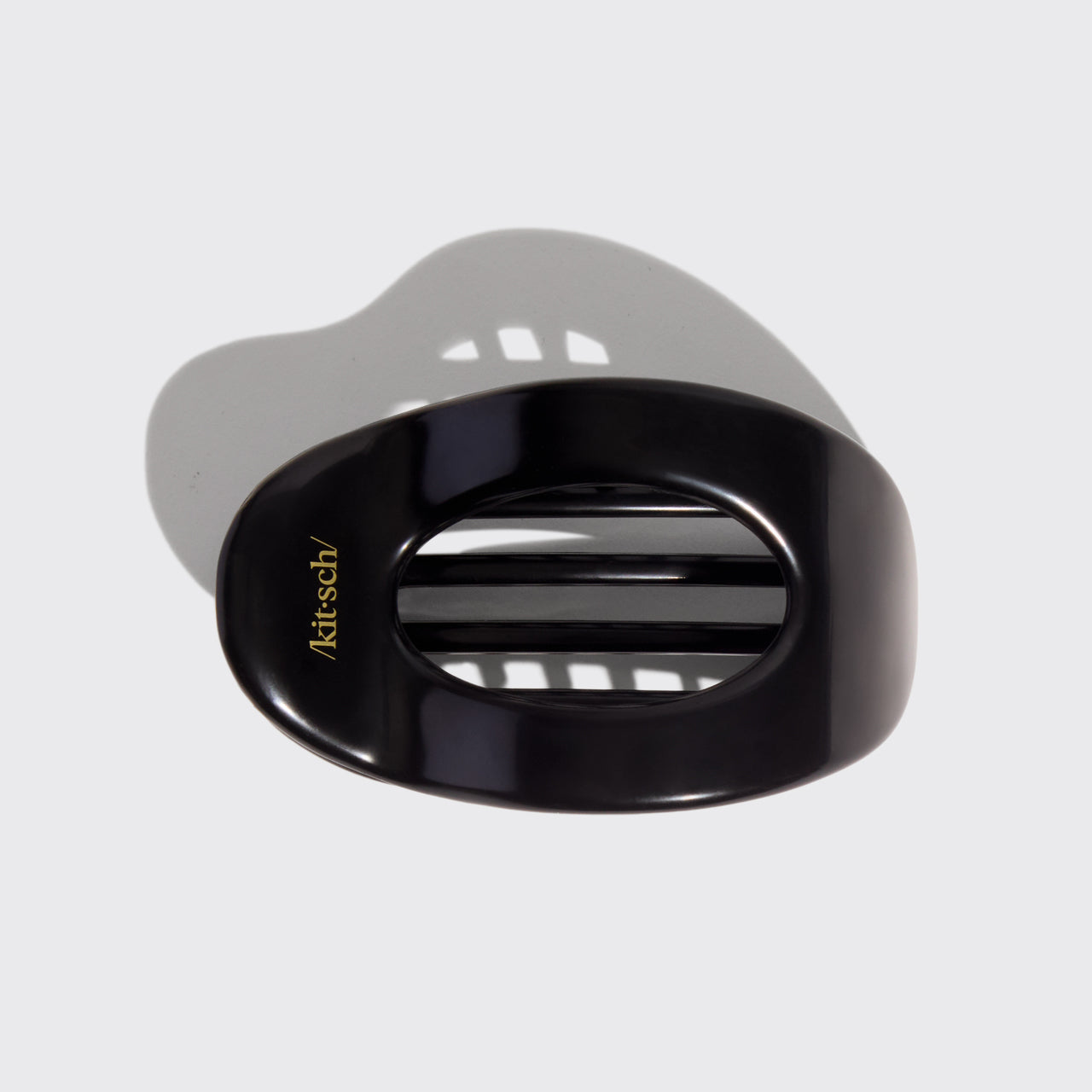 KITSCH Black Flat Cloud Clip Medium — product flat lay
