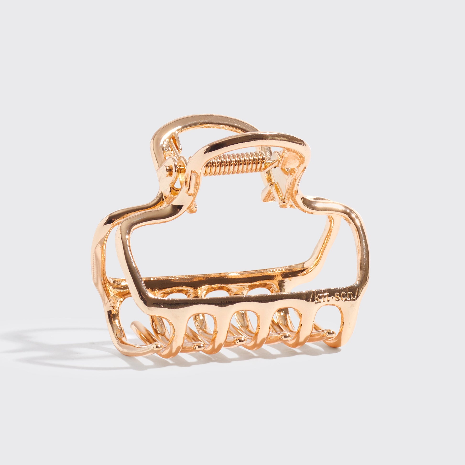 KITSCH Gold Metal Cloud Claw Clip - product detail high-res