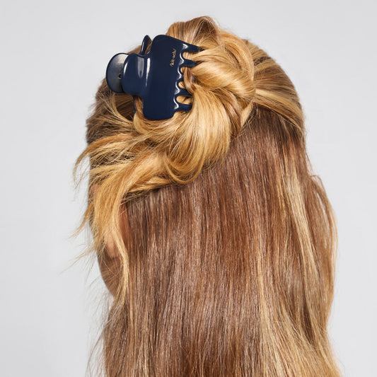 KITSCH Blue Orchid Cloud Claw Clip - on-model lifestyle