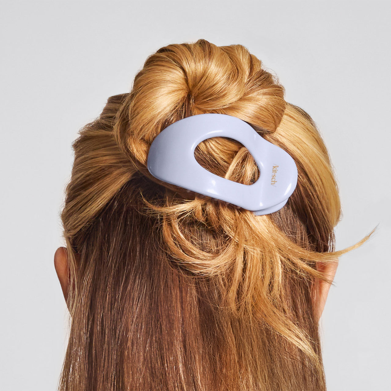 KITSCH Hydrangea Breeze Flat Cloud Clip Medium — model hair shot